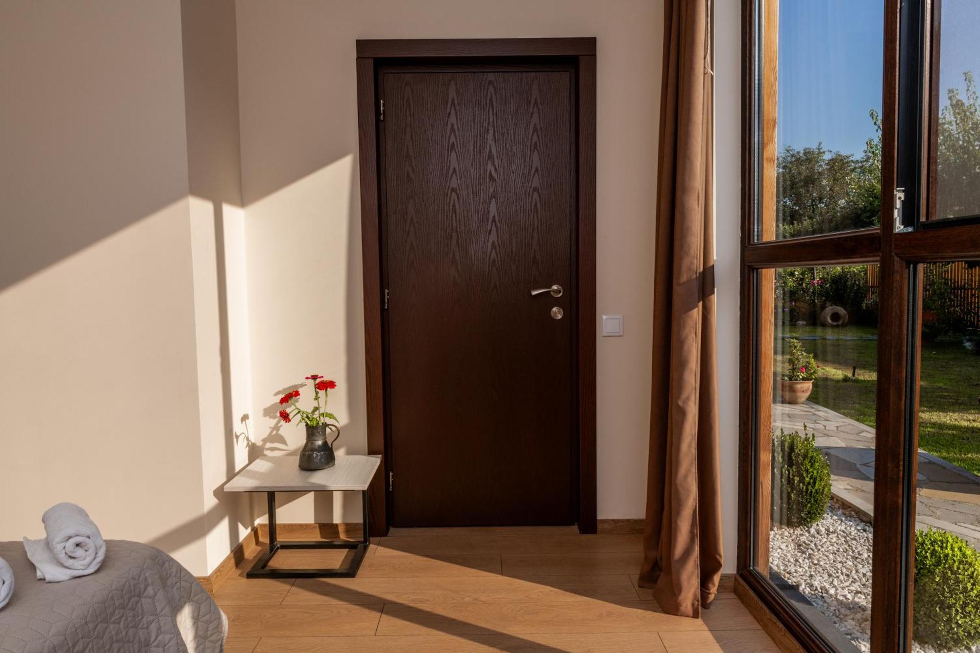 Alvani Inn K'vemo Alvani Extérieur photo