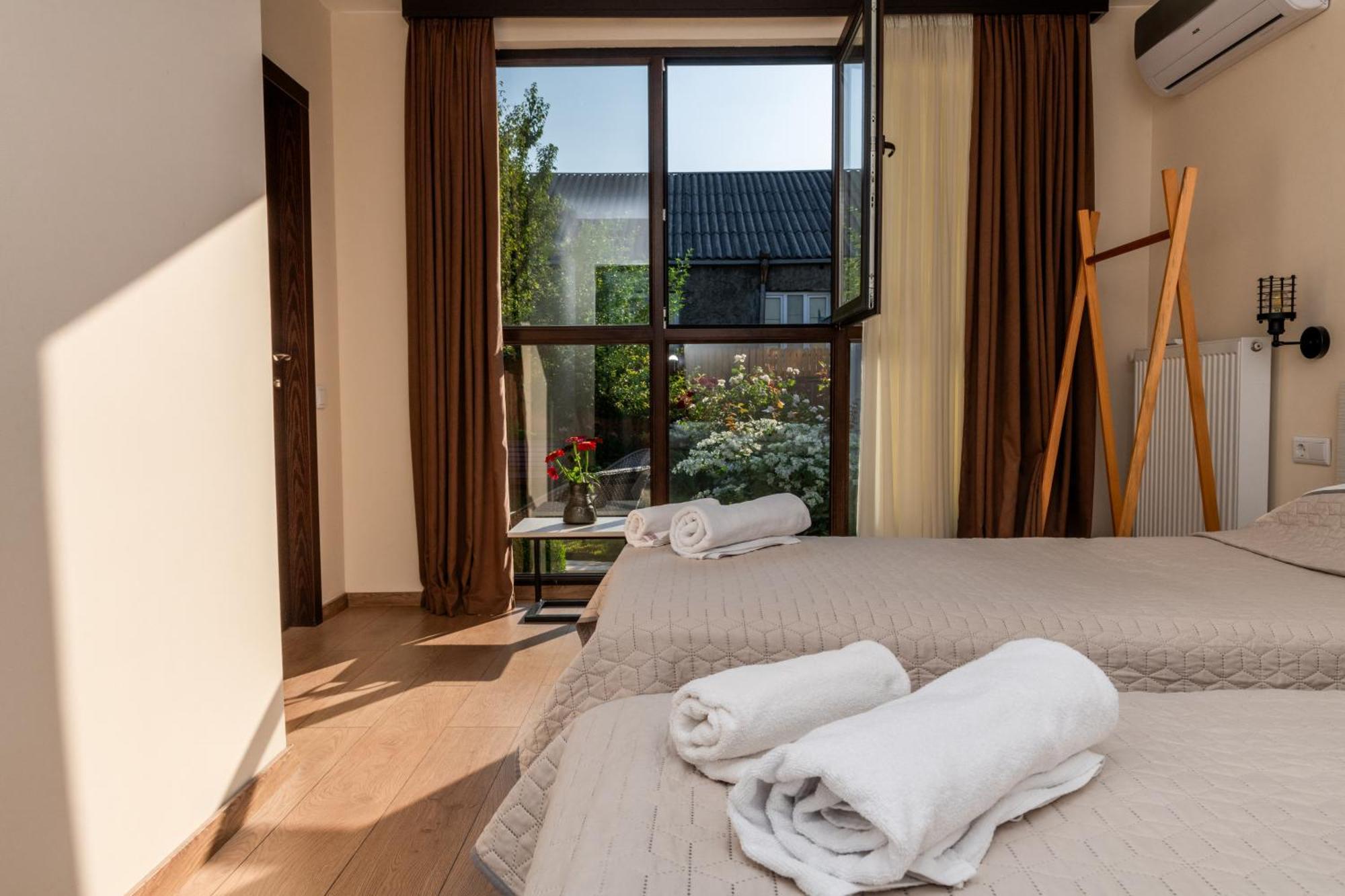 Alvani Inn K'vemo Alvani Extérieur photo