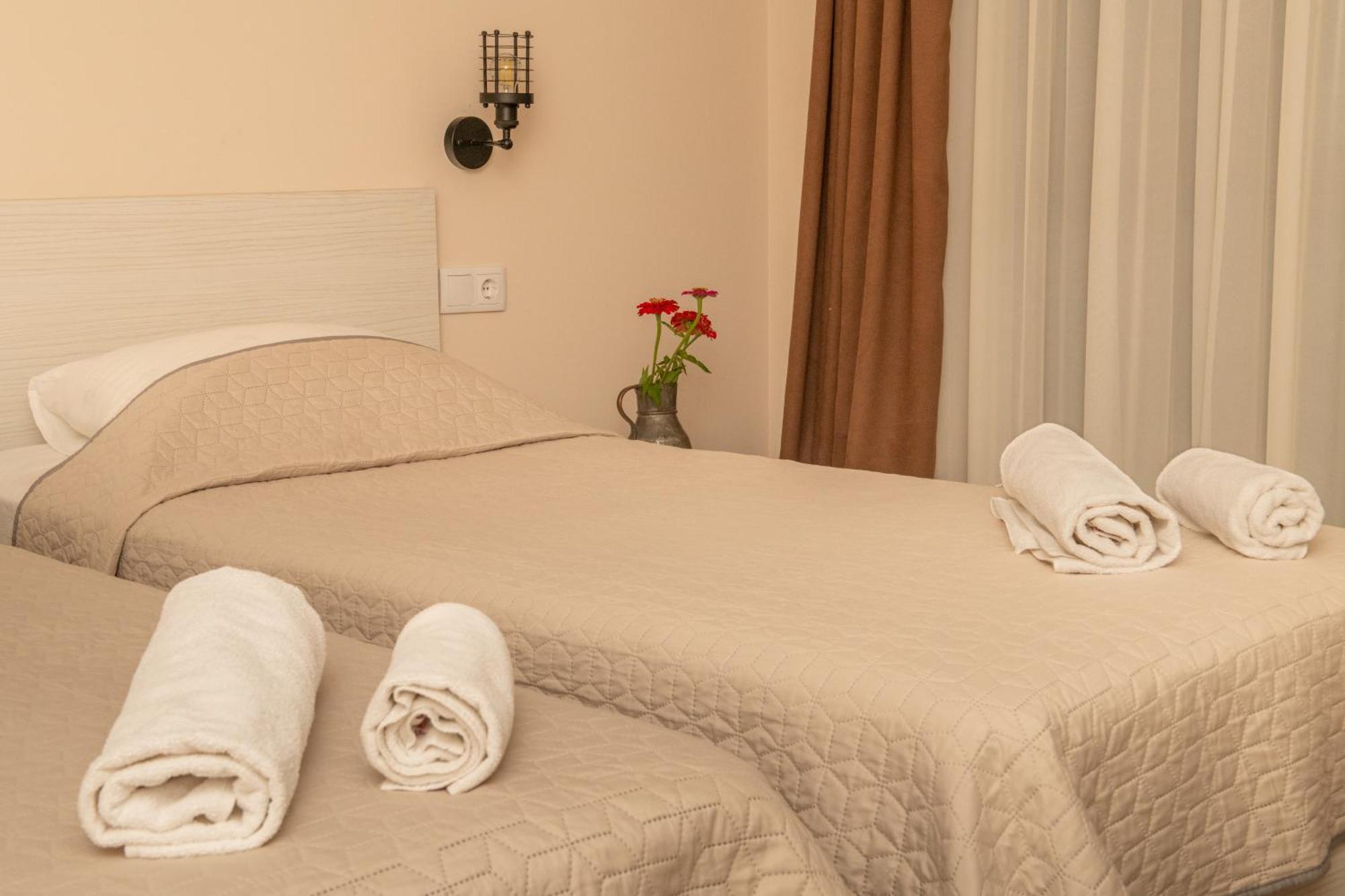 Alvani Inn K'vemo Alvani Extérieur photo