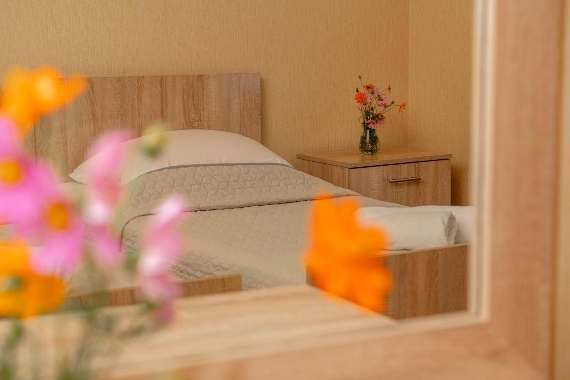 Alvani Inn K'vemo Alvani Extérieur photo