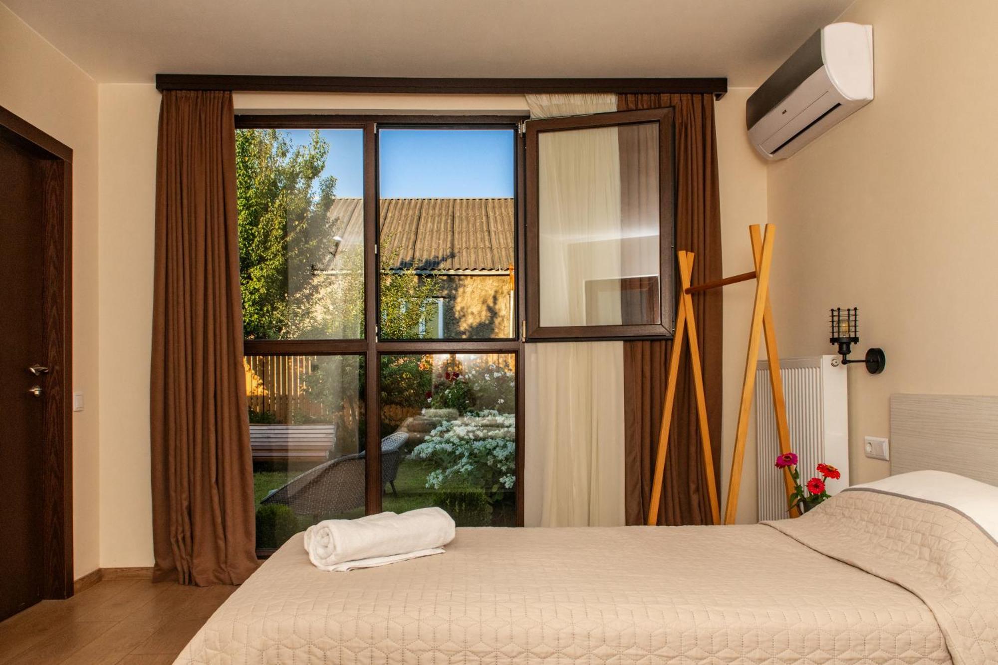 Alvani Inn K'vemo Alvani Extérieur photo